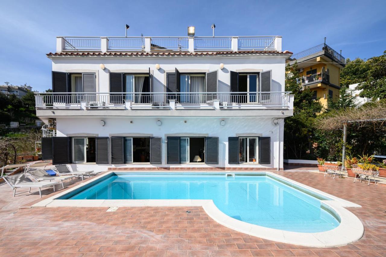 פוזולי Villa Emilia מראה חיצוני תמונה